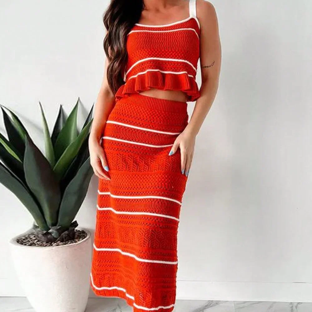 Red Casual Women's Stripe Sleeveless Sweater Set